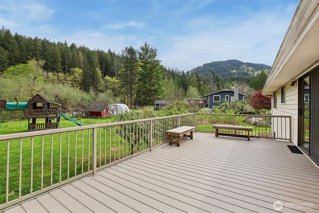 620 SE Kramer Place, Issaquah, WA 98027