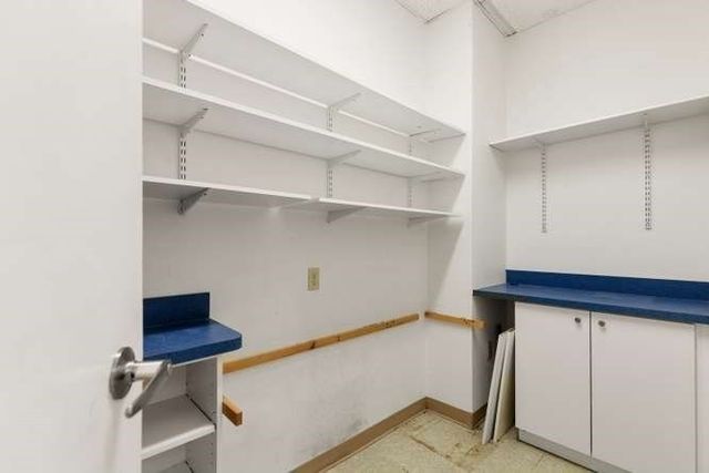 9 Hawthorne 114N, Boston, MA 02114