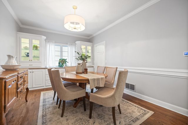 4727 Plumwood Drive, West Des Moines, IA 50265