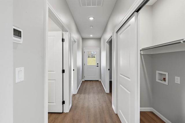 2670 Hendricks St, Gladewater, TX 75647