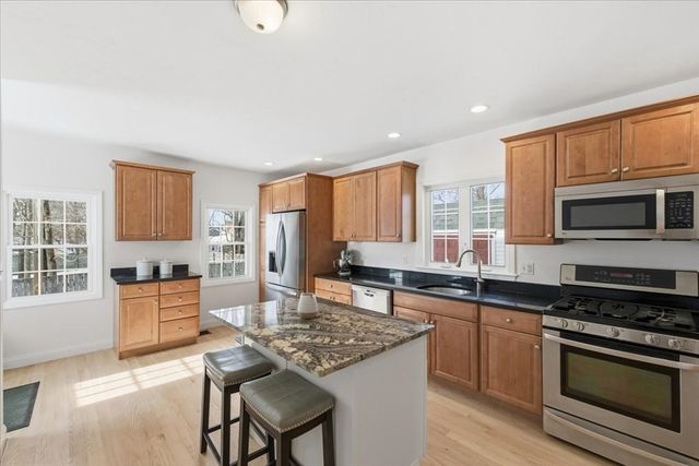 213 Pleasant Street 213, Norwood, MA 02062