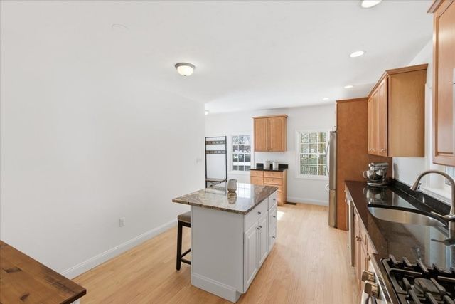 213 Pleasant Street 213, Norwood, MA 02062