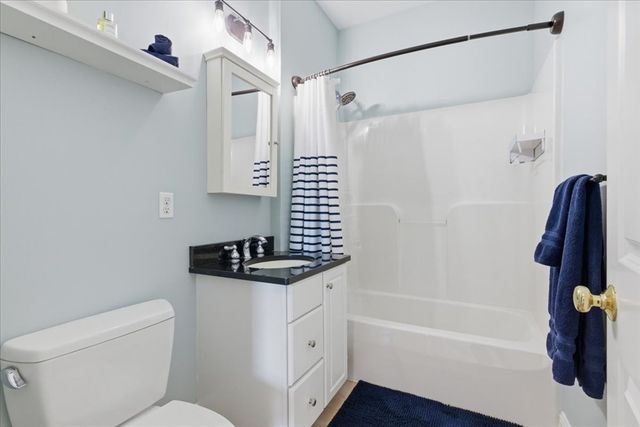 213 Pleasant Street 213, Norwood, MA 02062