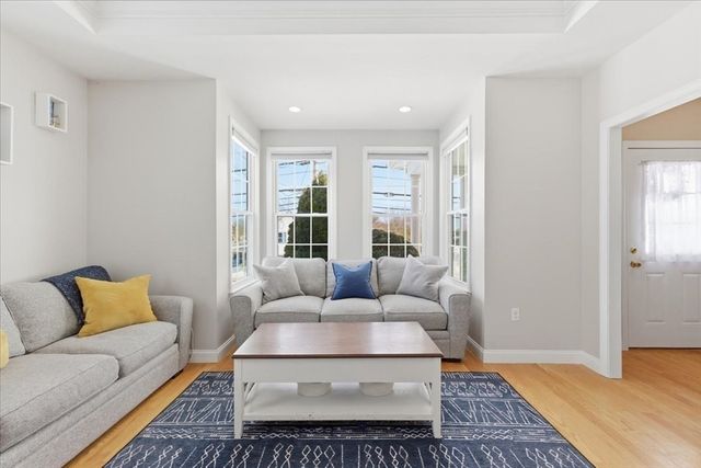 213 Pleasant Street 213, Norwood, MA 02062