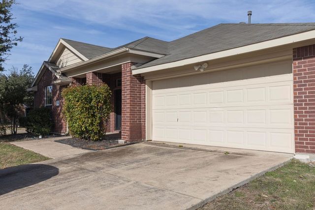 100 Hackberry Trail, Forney, TX 75126