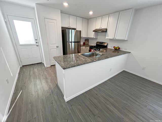 7234 Tides Trail, San Antonio, TX 78252