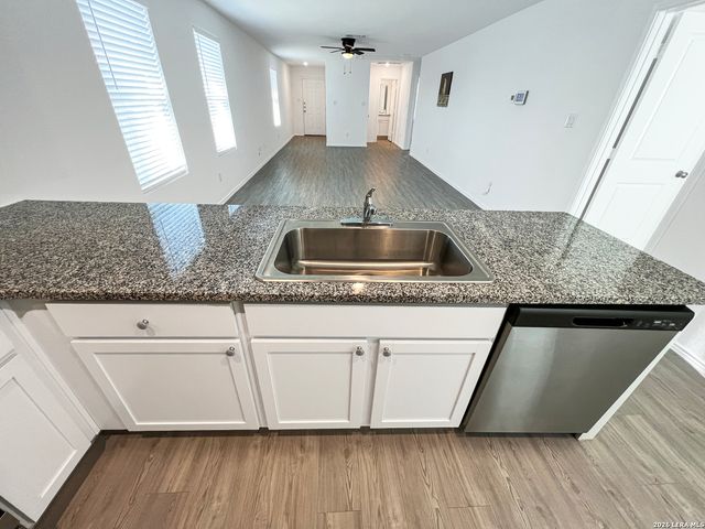 7234 Tides Trail, San Antonio, TX 78252