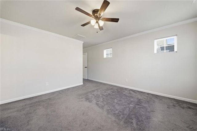 1925 Sparrow RD, Chesapeake, VA 23320