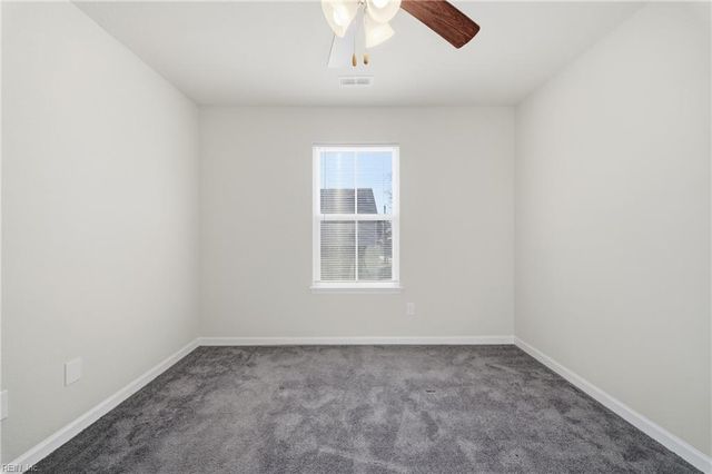 1925 Sparrow RD, Chesapeake, VA 23320