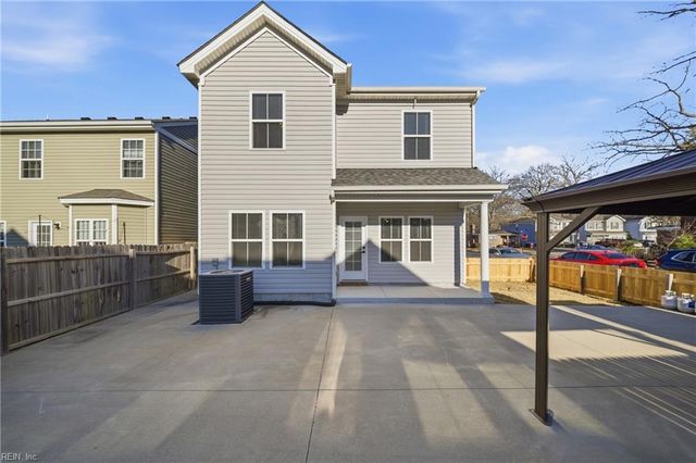 1925 Sparrow RD, Chesapeake, VA 23320