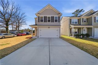 1925 Sparrow RD, Chesapeake, VA 23320