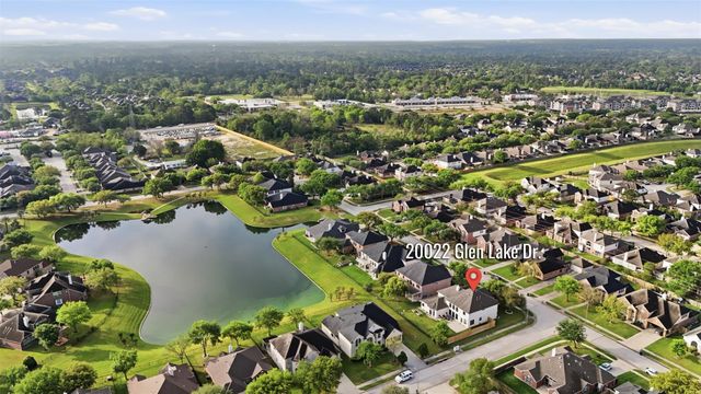 20022 Glen Lake Drive, Spring, TX 77388