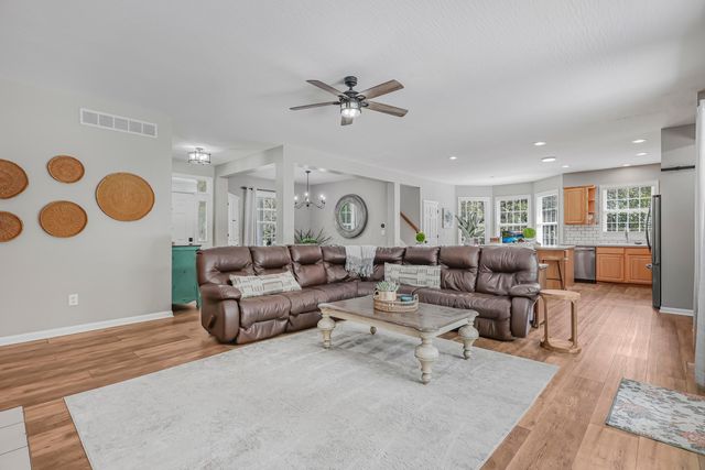 5876 Jaycox Road, Galena, OH 43021