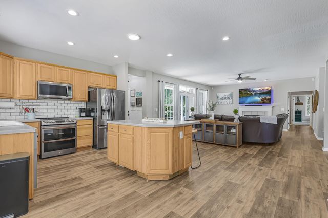 5876 Jaycox Road, Galena, OH 43021