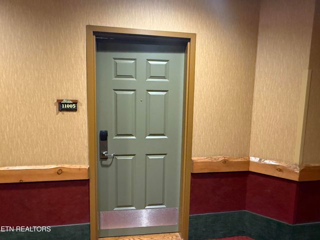 1424 Old Knoxville Hwy 11003,5, Sevierville, TN 37876