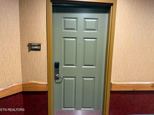 1424 Old Knoxville Hwy 11003,5, Sevierville, TN 37876