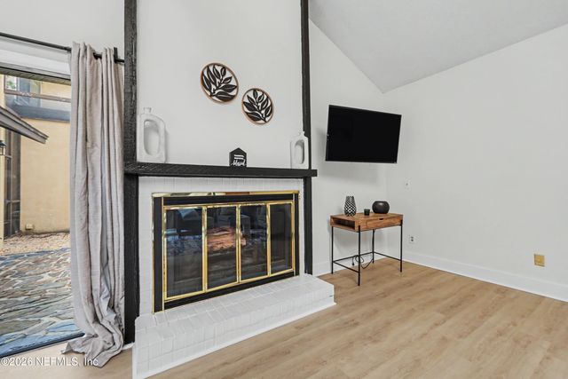 7827 CYPRESS POINT Court, Jacksonville, FL 32256