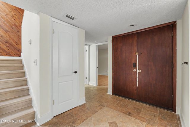7827 CYPRESS POINT Court, Jacksonville, FL 32256