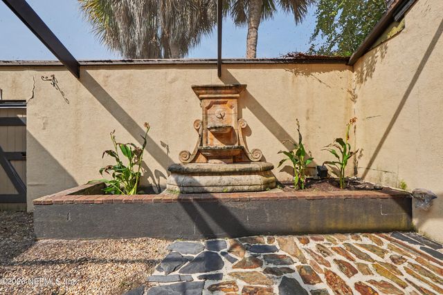 7827 CYPRESS POINT Court, Jacksonville, FL 32256
