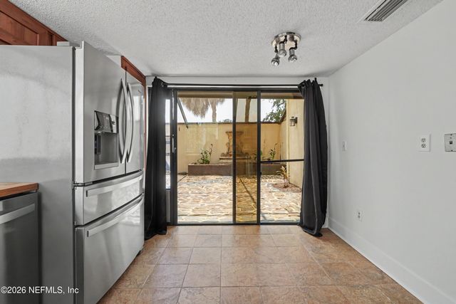 7827 CYPRESS POINT Court, Jacksonville, FL 32256