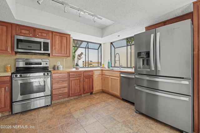 7827 CYPRESS POINT Court, Jacksonville, FL 32256