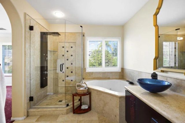 6056 Paseo Pradera, Carlsbad, CA 92009
