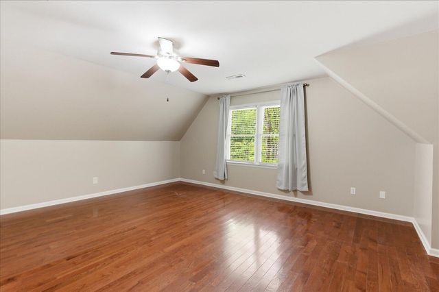 2324 Woodlair Way, Signal Mountain, TN 37377