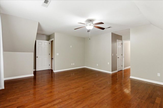 2324 Woodlair Way, Signal Mountain, TN 37377