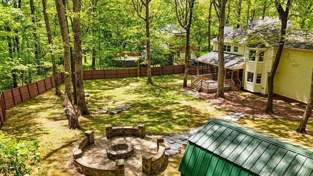 2324 Woodlair Way, Signal Mountain, TN 37377