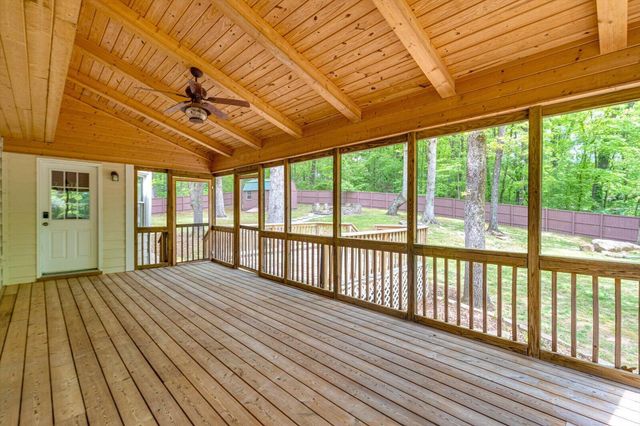 2324 Woodlair Way, Signal Mountain, TN 37377
