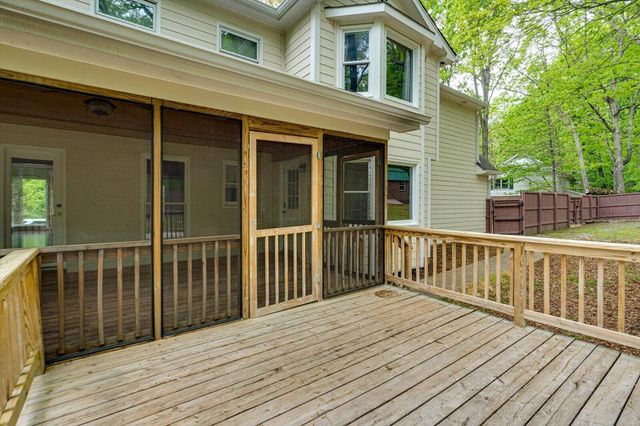 2324 Woodlair Way, Signal Mountain, TN 37377