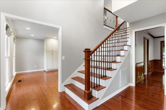 2324 Woodlair Way, Signal Mountain, TN 37377