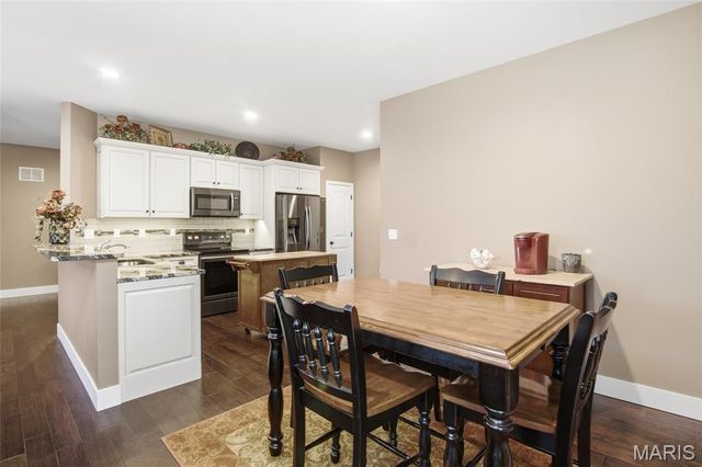 608 Willowbrook Way, O'fallon, IL 62269
