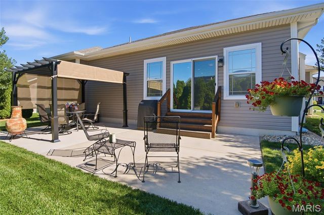 608 Willowbrook Way, O'fallon, IL 62269