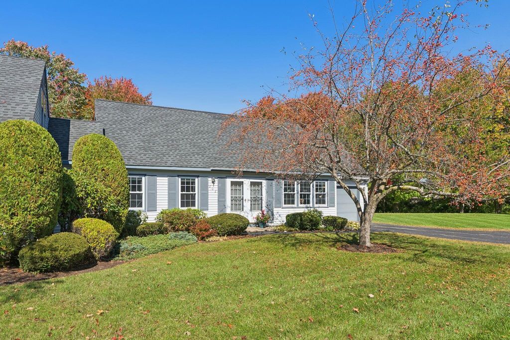 202 Settler Road 202, South Portland, ME 04106 — photo 2