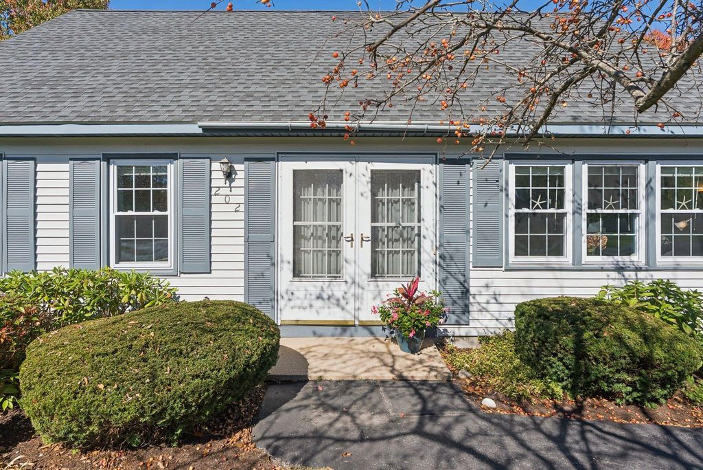 202 Settler Road 202, South Portland, ME 04106 — photo 4