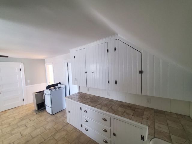 459 High Street 3rd Flr, Cumberland, RI 02864