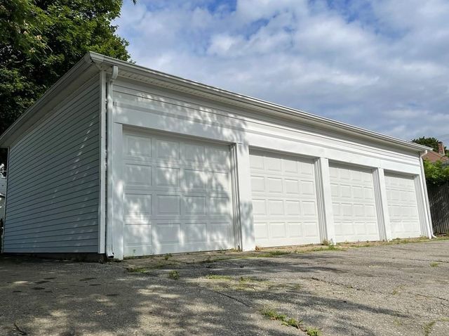 459 High Street 3rd Flr, Cumberland, RI 02864