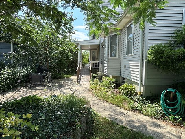 459 High Street 3rd Flr, Cumberland, RI 02864
