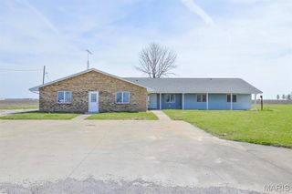 620 N Main Street, Hoyleton, IL 62803