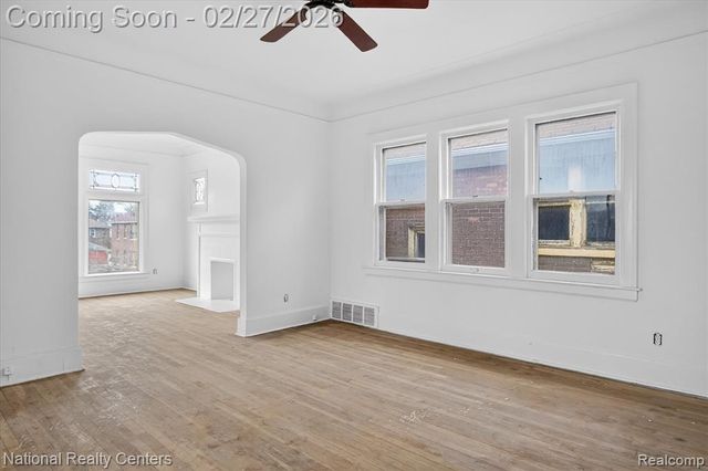 3351 W Grand Street, Detroit, MI 48238