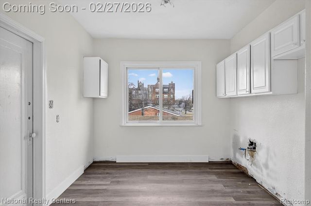 3351 W Grand Street, Detroit, MI 48238