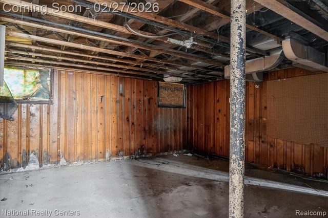 3351 W Grand Street, Detroit, MI 48238