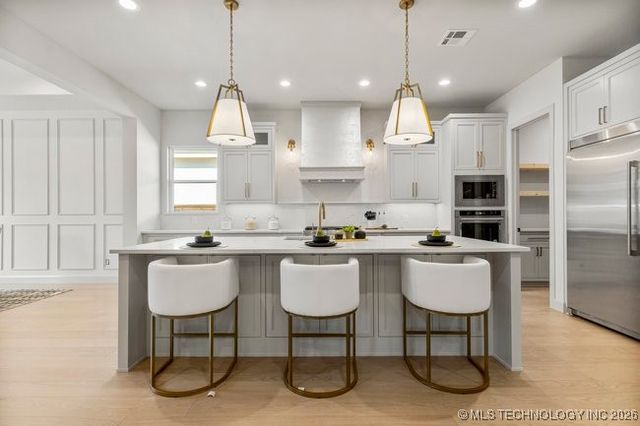 12036 S Vandalia Avenue E, Tulsa, OK 74137