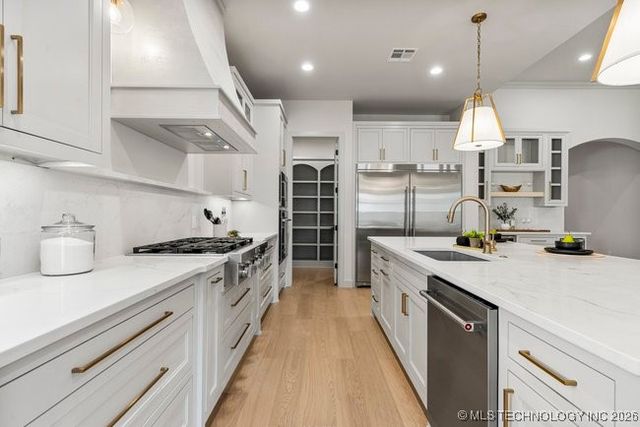 12036 S Vandalia Avenue E, Tulsa, OK 74137