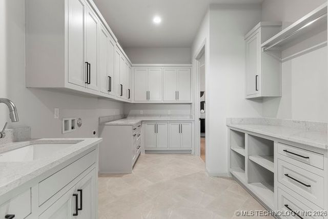 12036 S Vandalia Avenue E, Tulsa, OK 74137