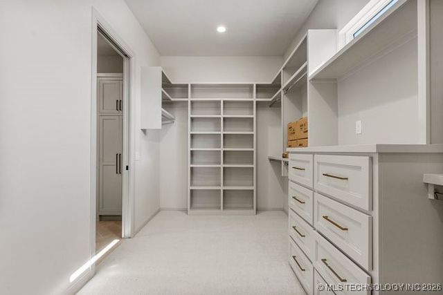 12036 S Vandalia Avenue E, Tulsa, OK 74137