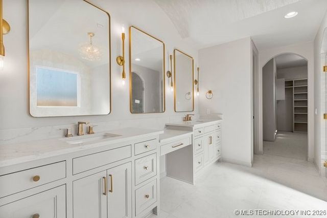 12036 S Vandalia Avenue E, Tulsa, OK 74137