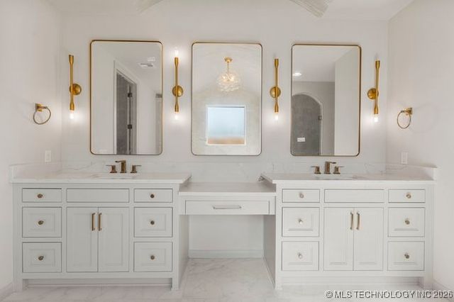 12036 S Vandalia Avenue E, Tulsa, OK 74137