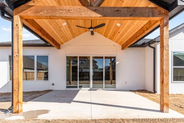 12036 S Vandalia Avenue E, Tulsa, OK 74137